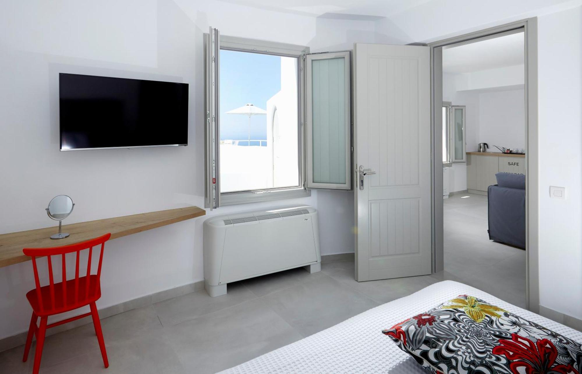 Aperanto Suites Οία Εξωτερικό φωτογραφία