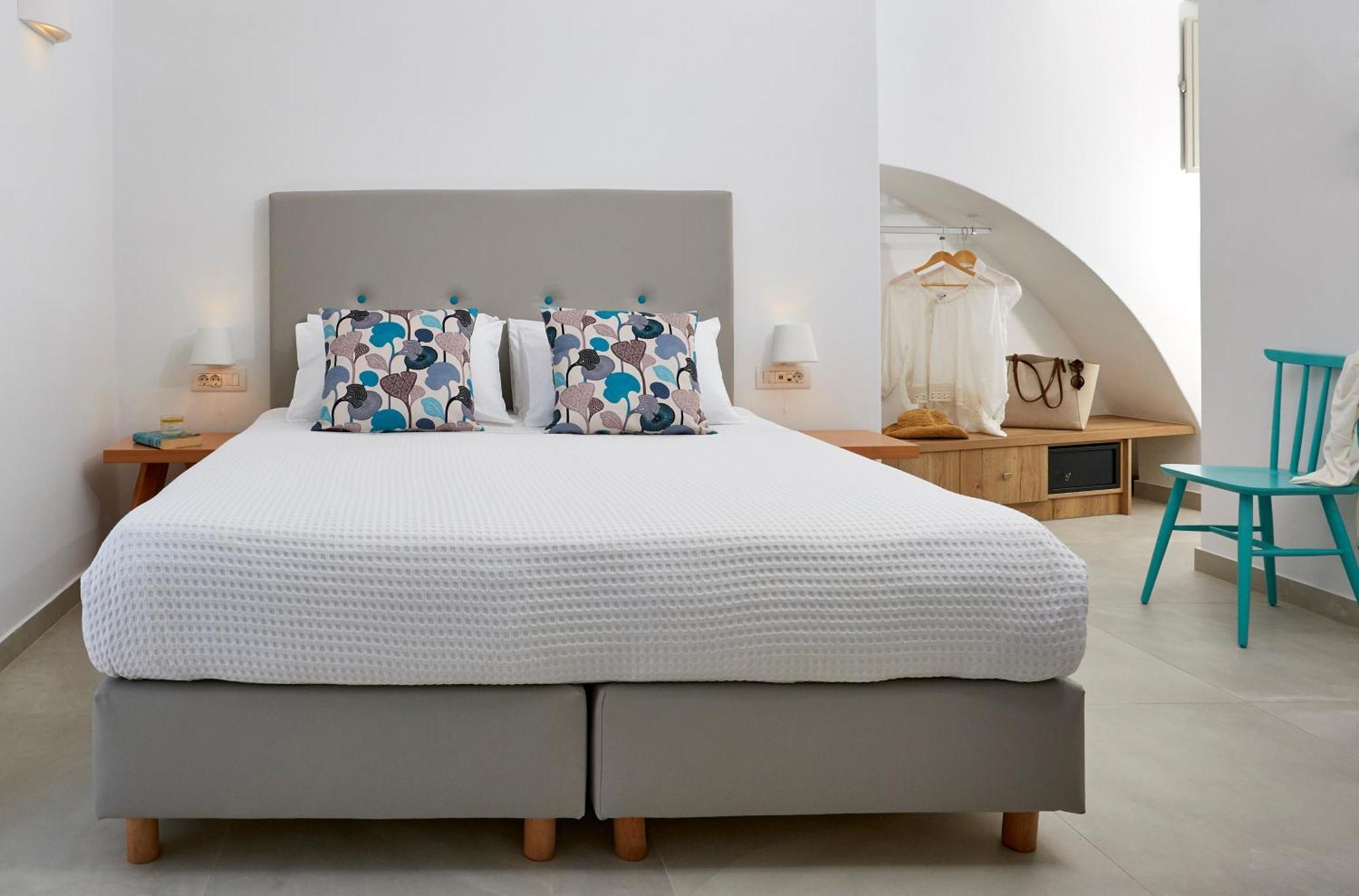 Aperanto Suites Οία Εξωτερικό φωτογραφία